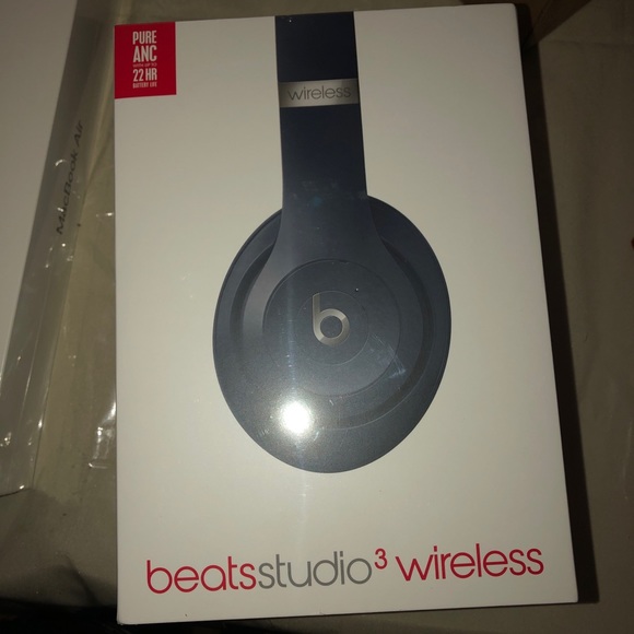 Studio 3 wireless headphones. - Picture 1 of 2